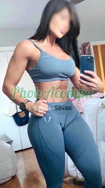Acompanhante peituda em São Paulo (3) — Alessandra Miller