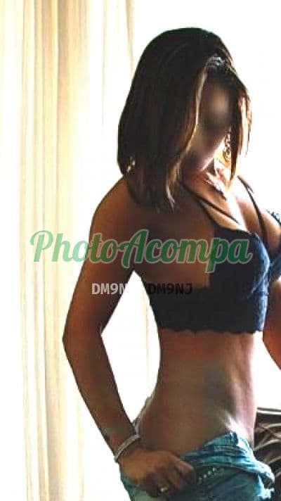 Acompanhante em Belo Horizonte com beijo na boca (2) — Alice Vaz