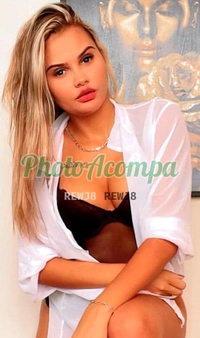 Acompanhante em Rio de Janeiro com beijo grego (6) — Alicia Albuquerque