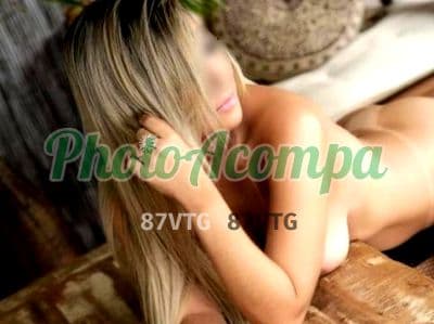 Acompanhante em São Paulo com beijo grego (2) — Aliny Lacci