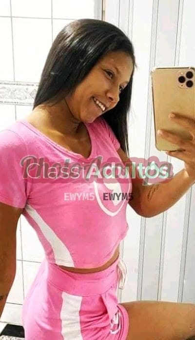 Acompanhante morena em Guarujá