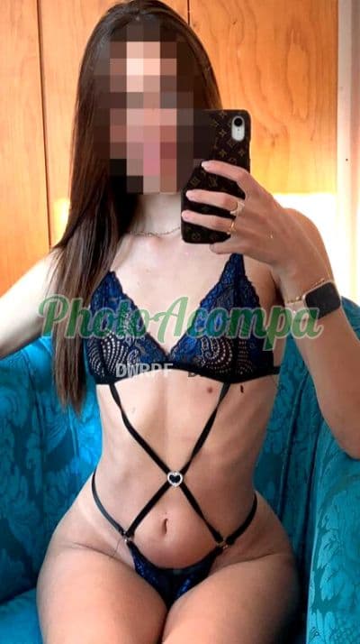 Acompanhante em Curitiba com beijo grego (2) — Andressa Ducatti