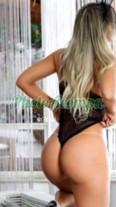 Foto 4: Acompanhante em Salvador — beijo grego, Bárbara