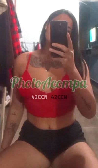 Acompanhante em Piraquara com beijo na boca (2) — Betina