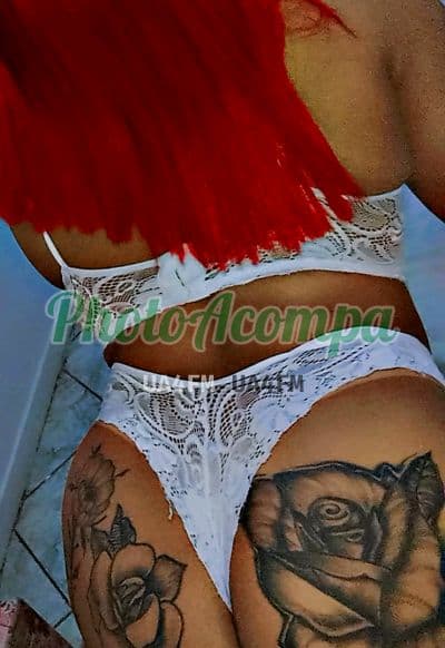 Acompanhante em São Paulo com beijo na boca (2) — Bia Alves