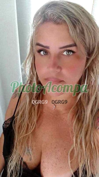 Acompanhante de seios naturais em Recife (5) — Bia Dias