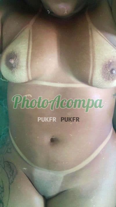 Acompanhante em Araruama com beijo na boca (2) — Bruna Alencar