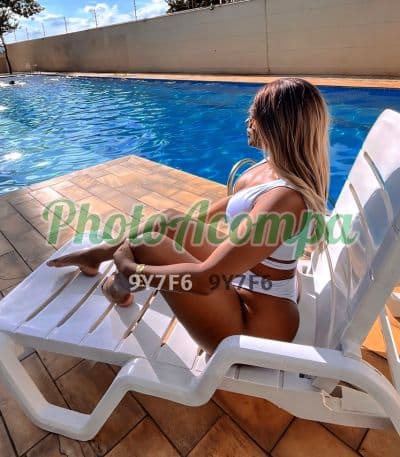 Acompanhante em Guarulhos com beijo na boca (2) — Camila Carolaine