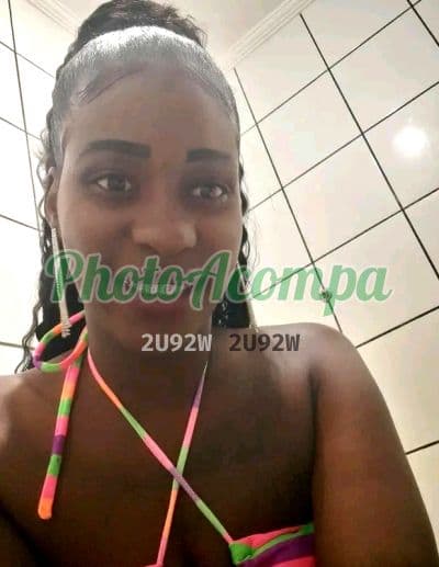 Acompanhante em Ubá com beijo na boca (2) — Carla Amaral