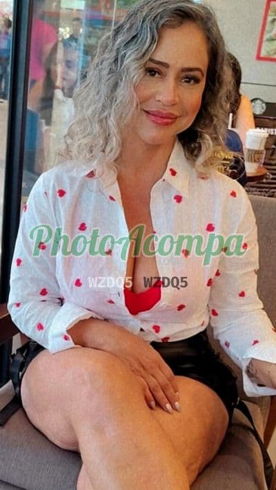 Acompanhante depilada em Jacareí, foto 3 de Carla Menezes
