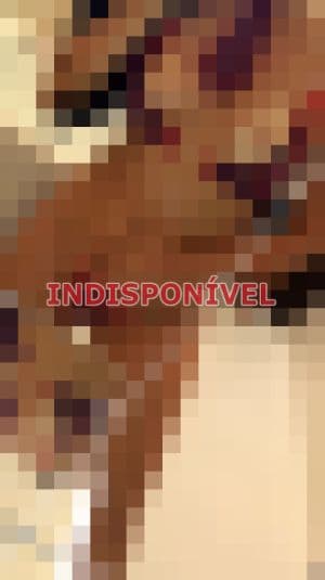 Acompanhante em Brasília — anal, foto 4 de Coroa negra deliciosa, boca saliente e lábios carnudos.