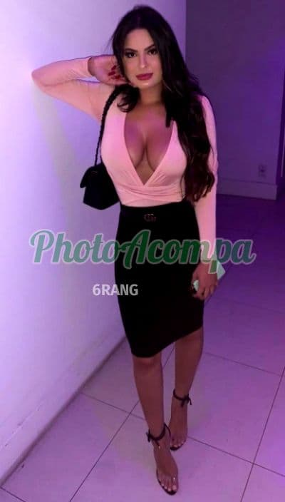 Foto 3: Acompanhante magra em Brasília — Elisa Salles