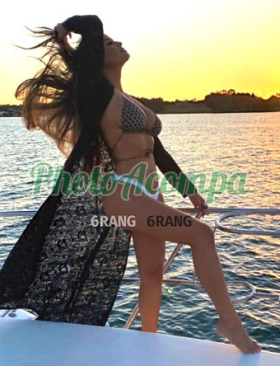 Acompanhante de seios naturais em Brasília, foto 5 de Elisa Salles