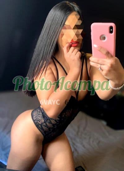 Acompanhante em Feira de Santana com beijo grego (2) — Emilly Muniz