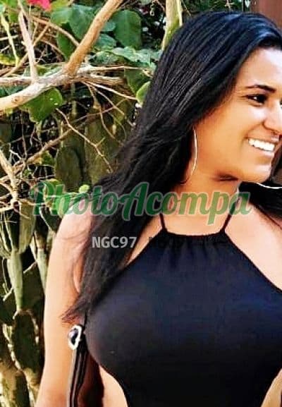 Acompanhante em Rio de Janeiro com beijo grego (4) — Indiane