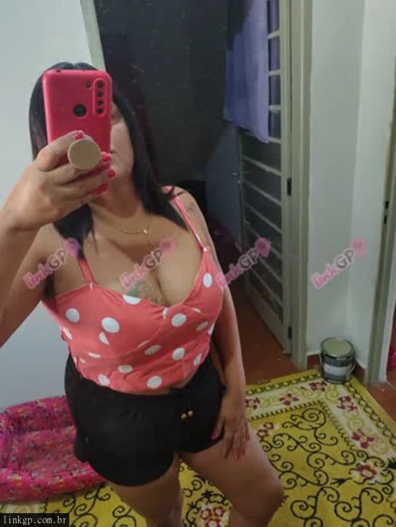 Acompanhante apertadinha em Paranaíba