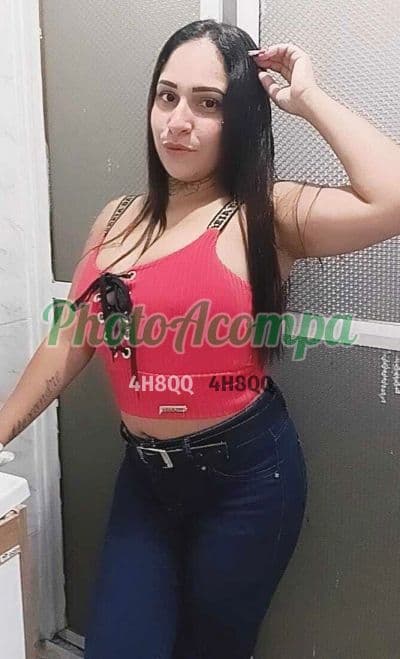 Acompanhante magra em Canoas (3) — Júlia