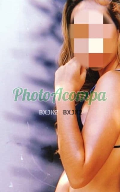 Foto 2: Acompanhante em Cascavel — beijo grego, Julia Alencar