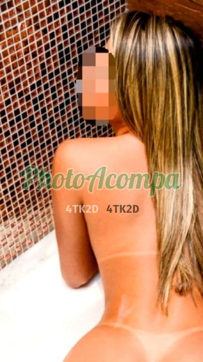 Acompanhante em Salvador — beijo na boca, foto 2 de Júlia Becker
