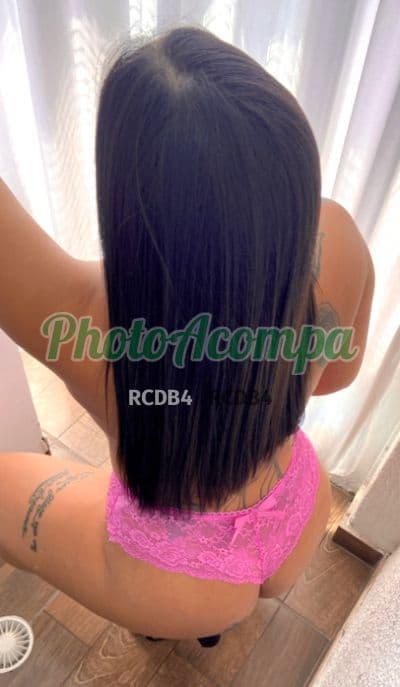 Acompanhante em São Paulo com beijo na boca (2) — Júlia