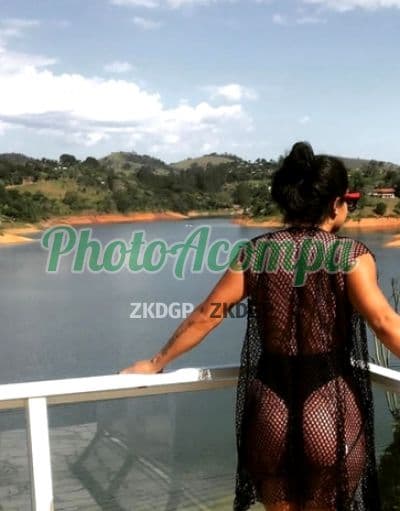 Acompanhante de seios naturais em Barueri (5) — Julia Monteiro