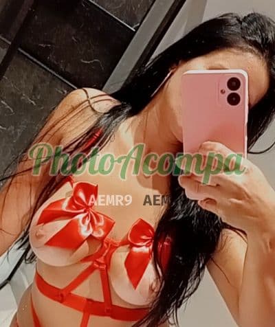 Acompanhante em Hortolândia — beijo na boca, foto 2 de Júlia Simões