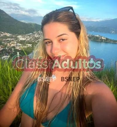 Acompanhante loira em Salto — Larissinha Hot