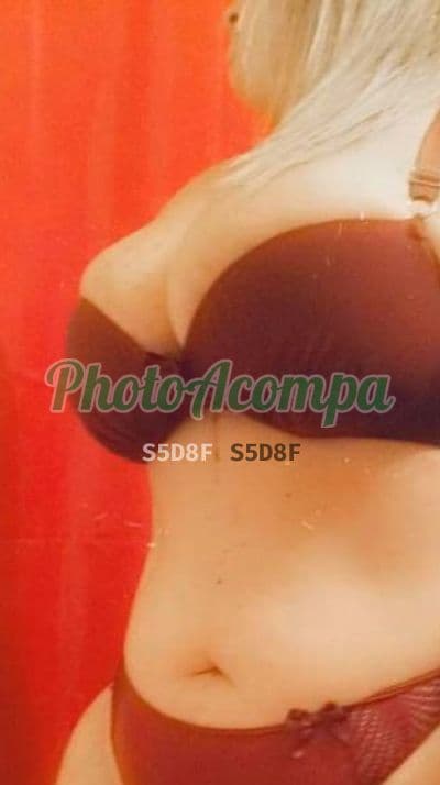 Acompanhante de seios naturais em Nova Iguaçu (5) — Laura