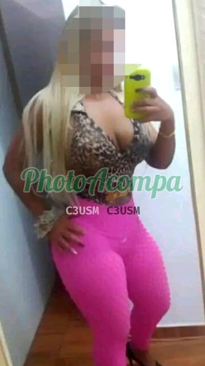 Acompanhante loira em Petrópolis, foto 3 de Laura Benevidez