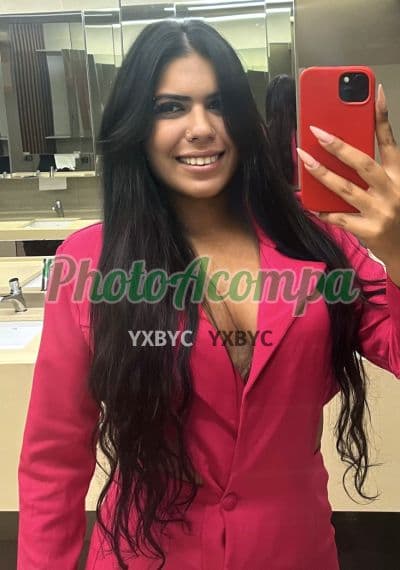 Acompanhante magra em Ilhabela (3) — Letícia