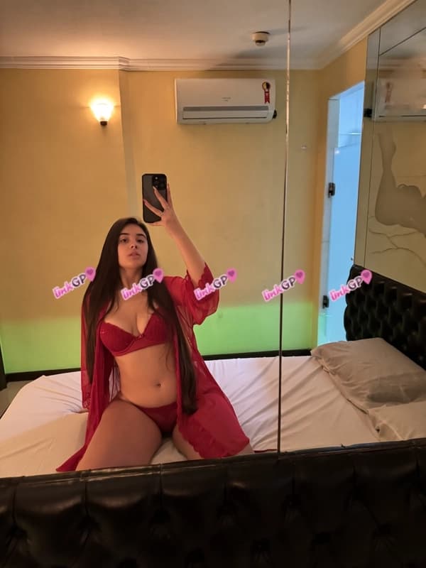 Liz Moreira — acompanhante em Botafogo
