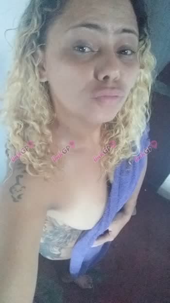 Acompanhante em Fortaleza — beijo na boca, foto 4 de Loira Cacheada