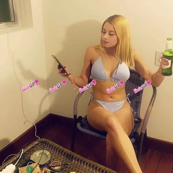 Acompanhante branquinha em São Paulo (3) — Loira Ninfeta