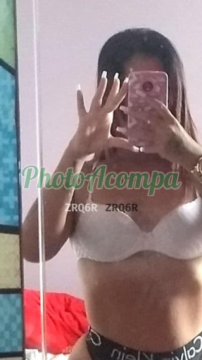 Acompanhante peituda em Bauru (2) — Loreninha