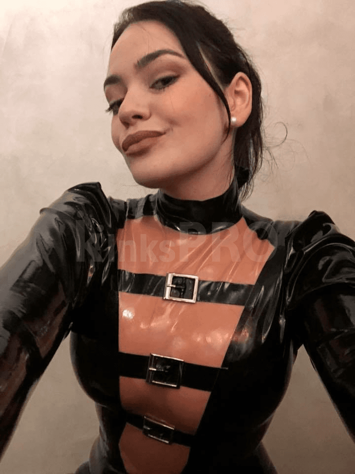 Louise Marcada — acompanhante em São Paulo