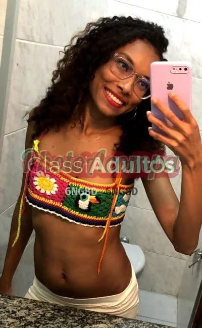 Acompanhante morena em Santos