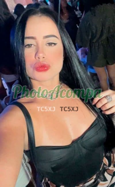 Acompanhante em Indaiatuba — beijo na boca, foto 2 de Maitê Ferrari