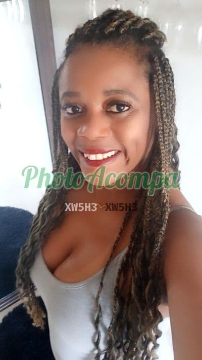Acompanhante em Santos com beijo grego (2) — Marcela Juliana