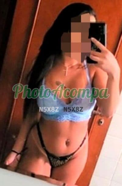 Acompanhante magra em São Paulo (3) — Mia Fagundes