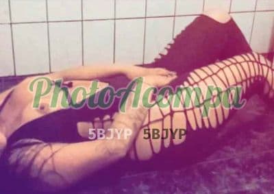 Acompanhante em Nova Iguaçu com beijo grego (2) — Micaely