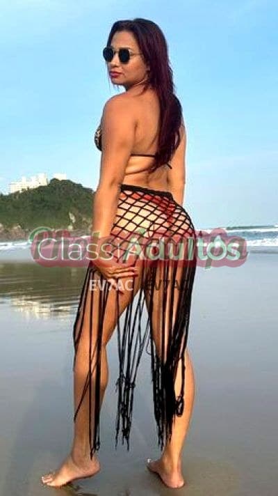 Acompanhante ruiva em Santos