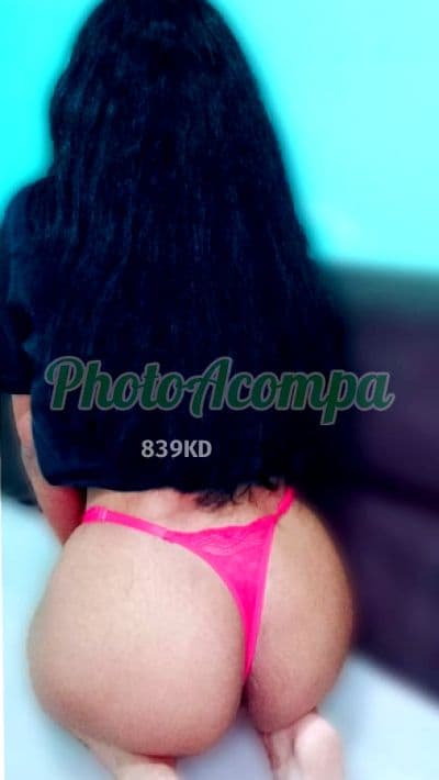 Acompanhante em Suzano com beijo grego (2) — Mirella
