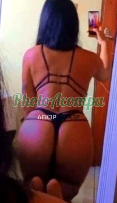 Acompanhante de seios naturais em Lauro de Freitas (3) — Paloma