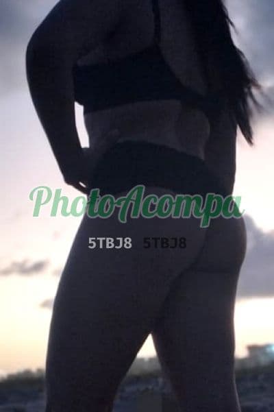 Acompanhante em Aracaju com beijo grego (2) — Pamela