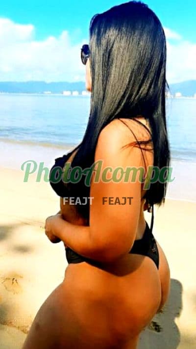 Acompanhante em Caraguatatuba — beijo na boca, foto 2 de Pamela Bornardi