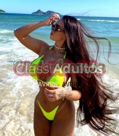 Acompanhante morena em São Paulo — Paola Coelho