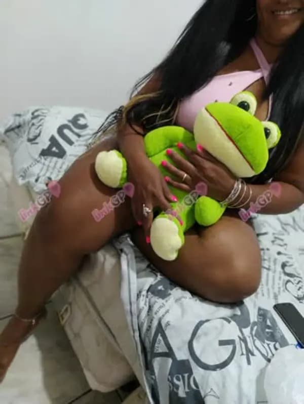 Acompanhante bundão em Campinas — Pretinha Macia, foto 3