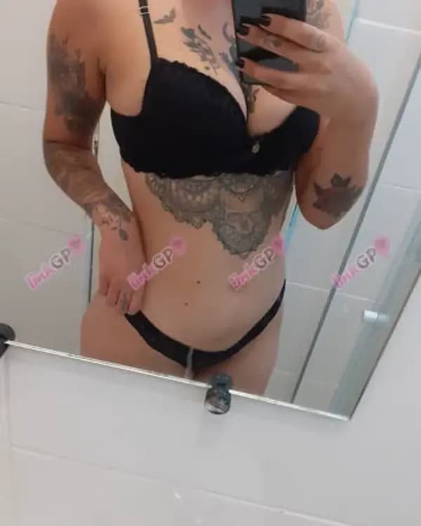 Acompanhante em Santa Mônica (Uberlândia) com atende casal (2) — Rafaela Queiroz