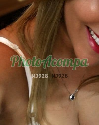 Acompanhante de seios naturais em Campinas (3) — Renata Salles