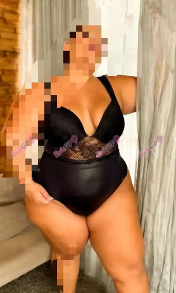 Acompanhante tatuada em Brasil — Rosa Acompanhante, foto 11